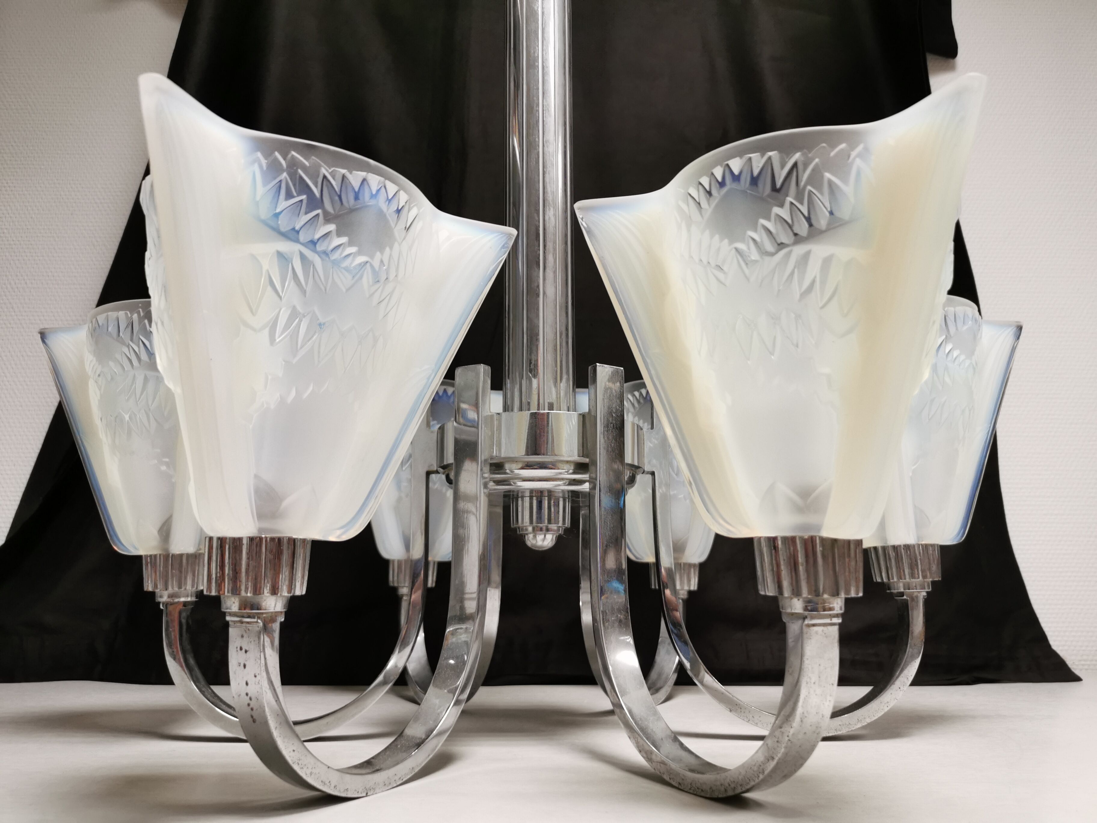 Petitot art deco chandelier, opalescent glass