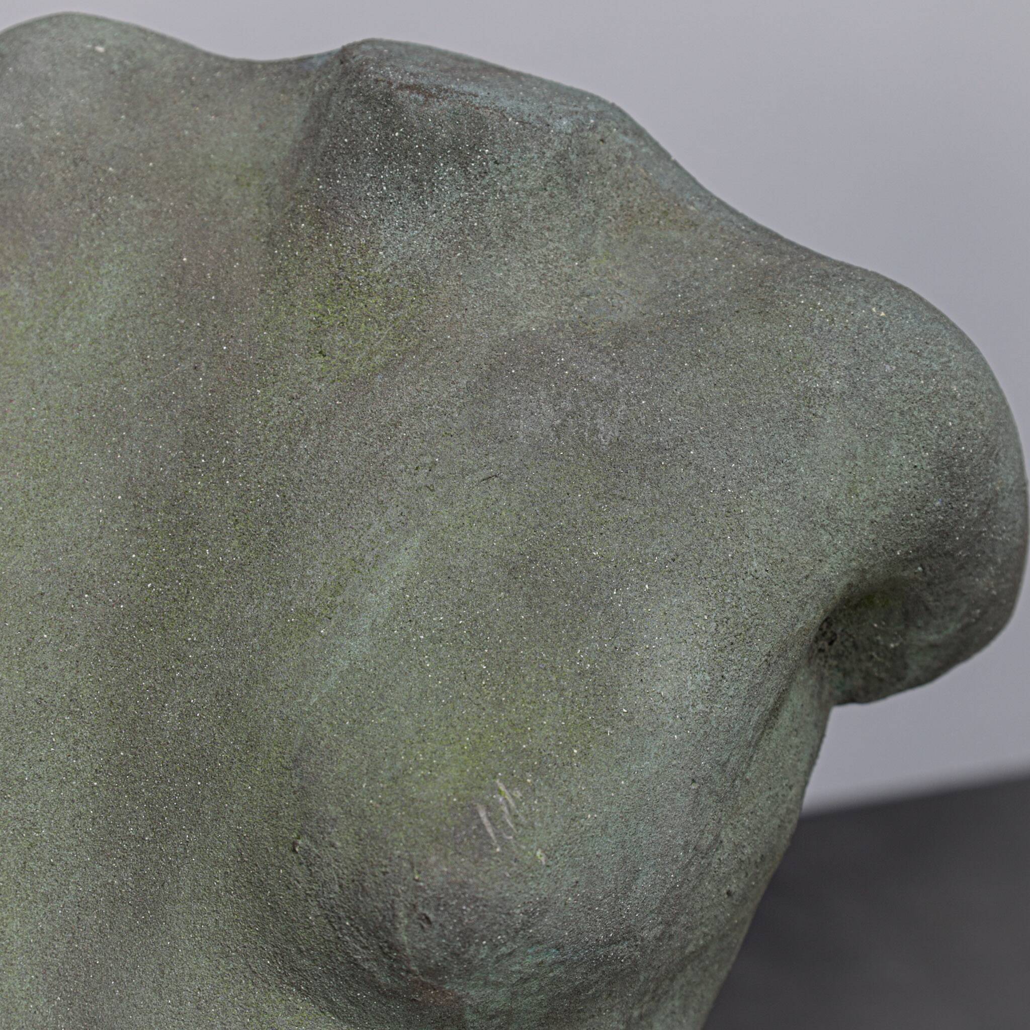 Sculpture en béton de torse féminin par Francine Govers, Pays-Bas, années 1990.