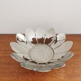 Empty metal flower pocket