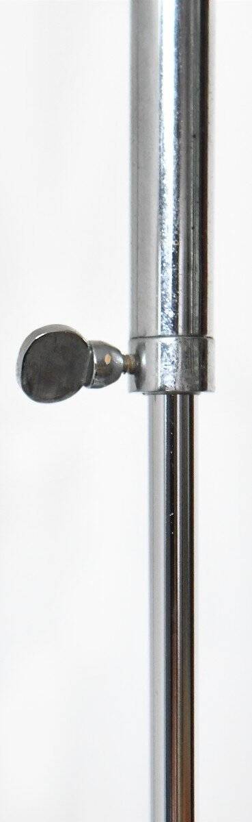 Lustre Eyeball in the style of the 1970s.