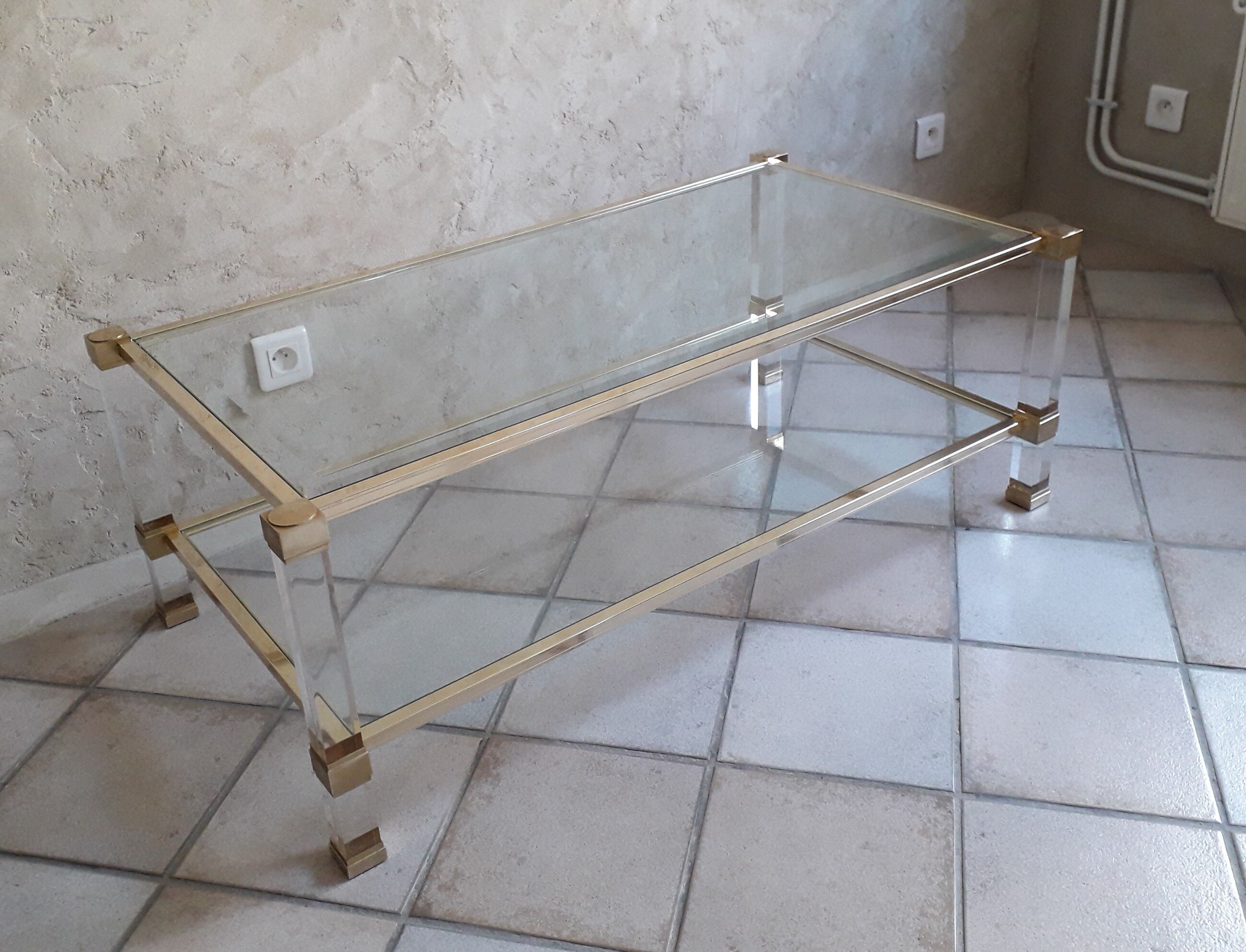 Table basse Pierre Vandel modèle Altu, Altuglas et verre