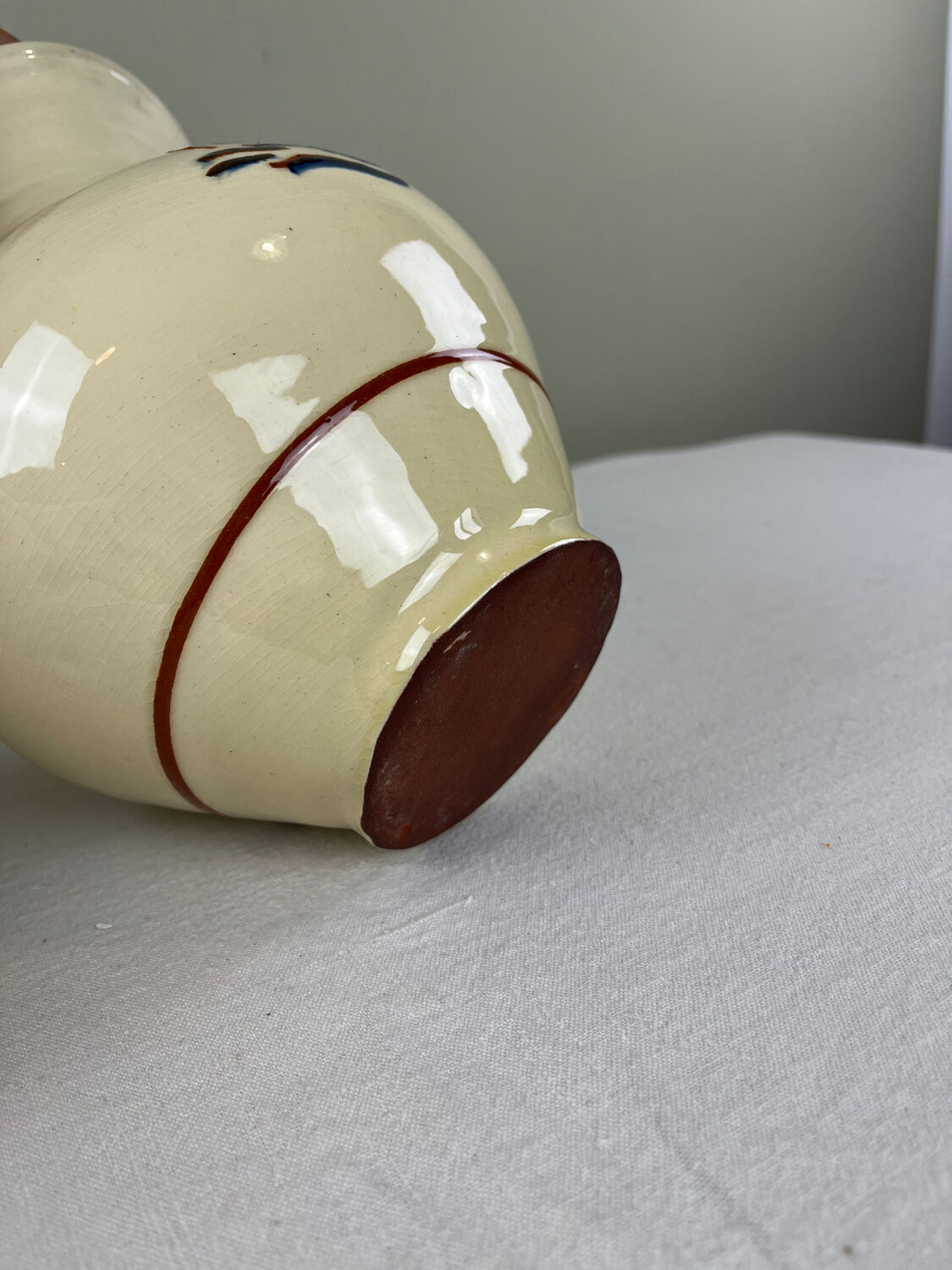Artisanal sailing boat carafe