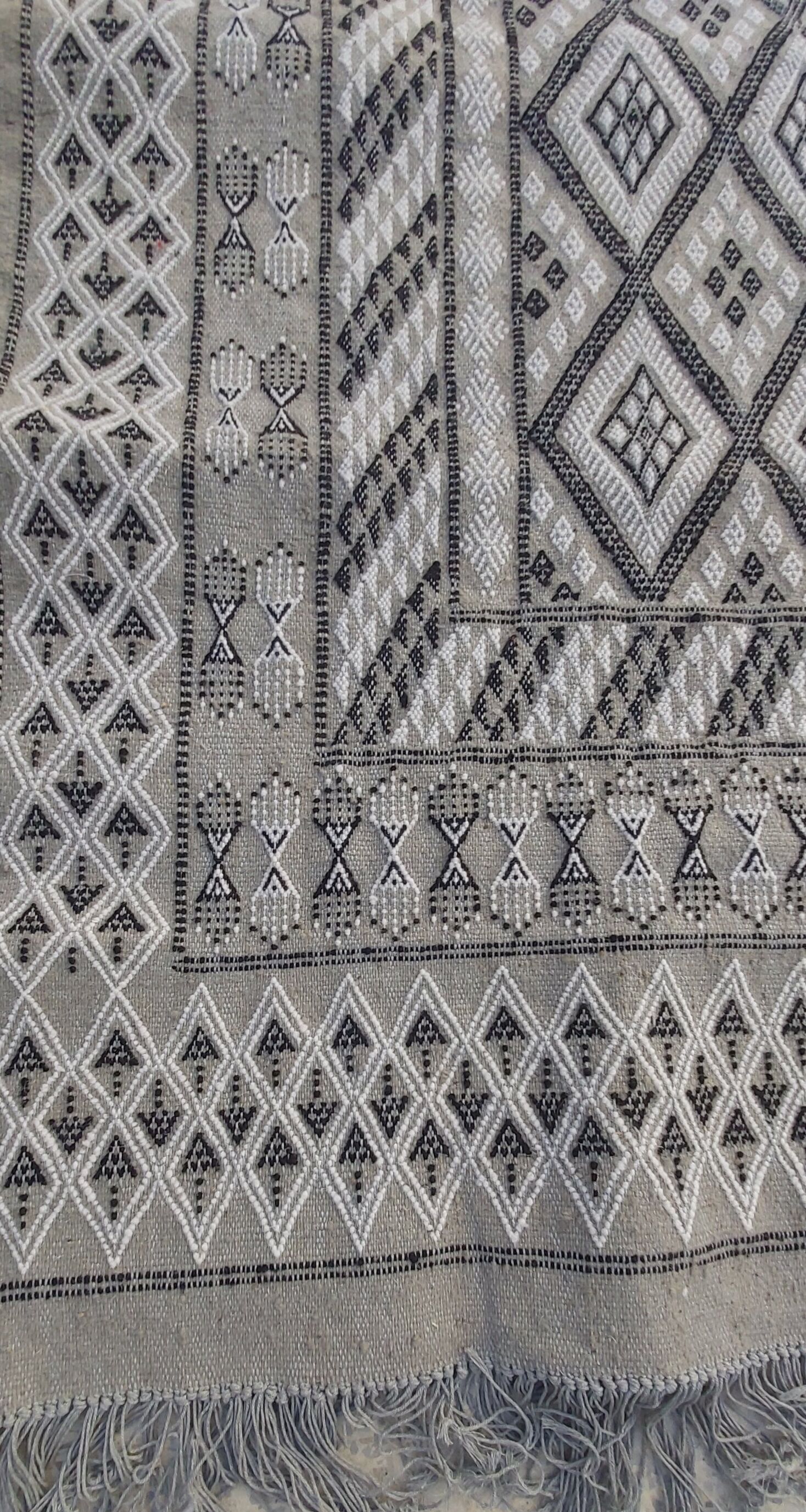 Traditional handmade grey carpet 235x180cm
