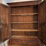 Authentic Lorraine wardrobe