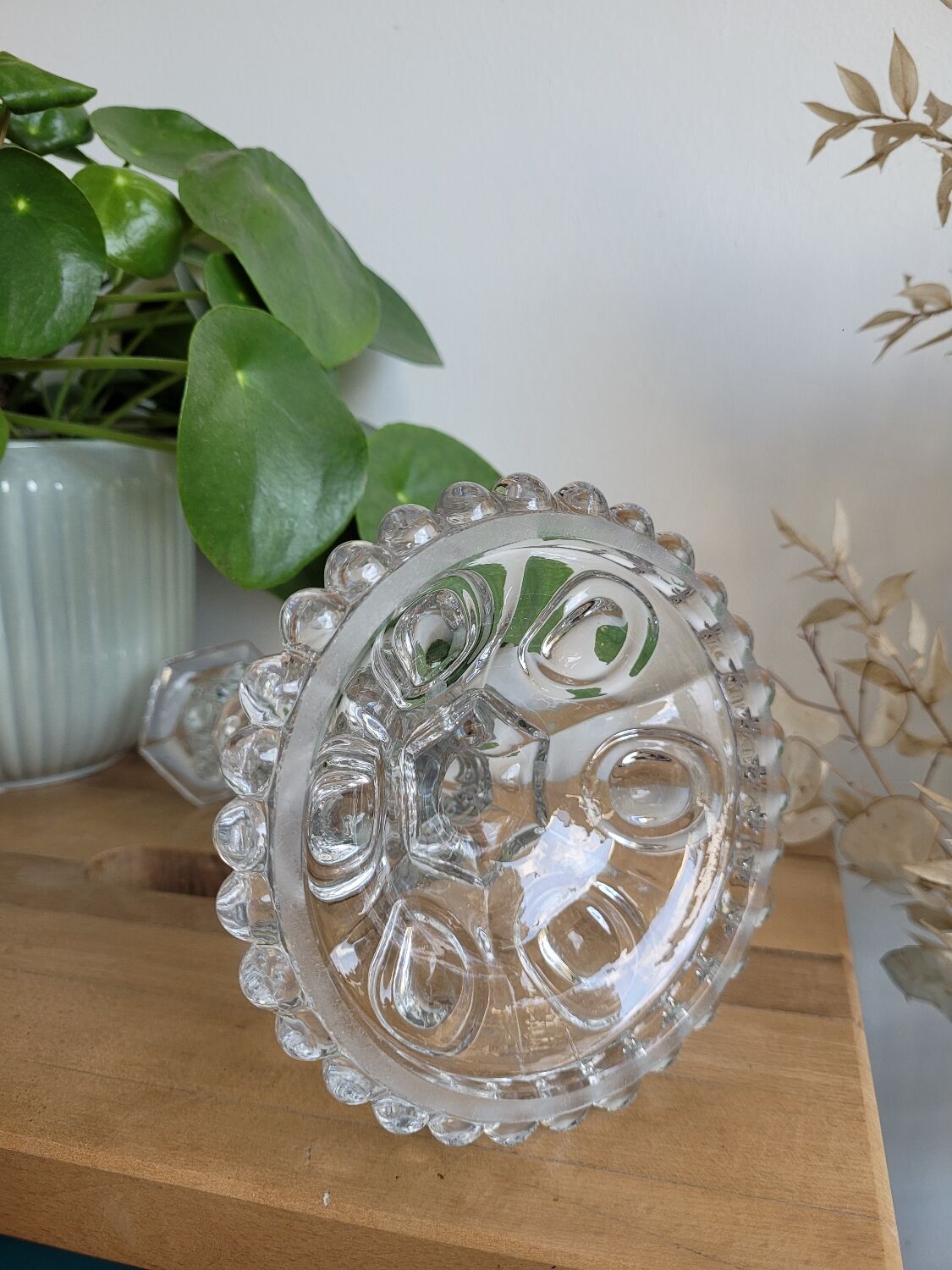 Molded glass candle holder