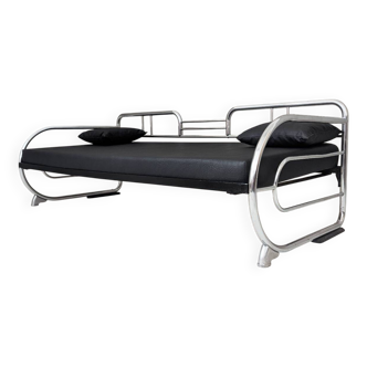 Bauhaus Tubular Steel Sofa by Hynek Gottwald, 1930s