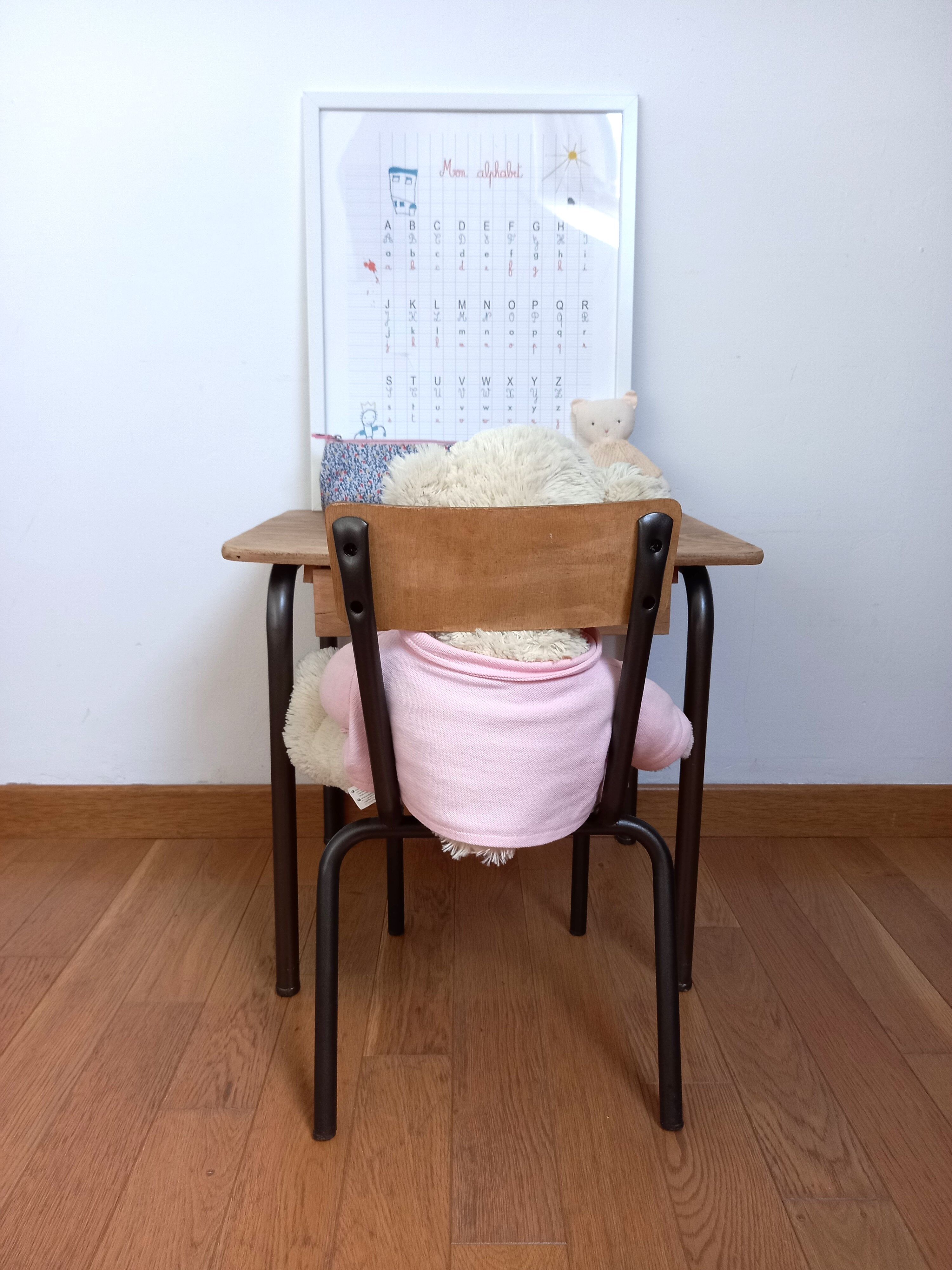 Ensemble bureau & chaise enfant