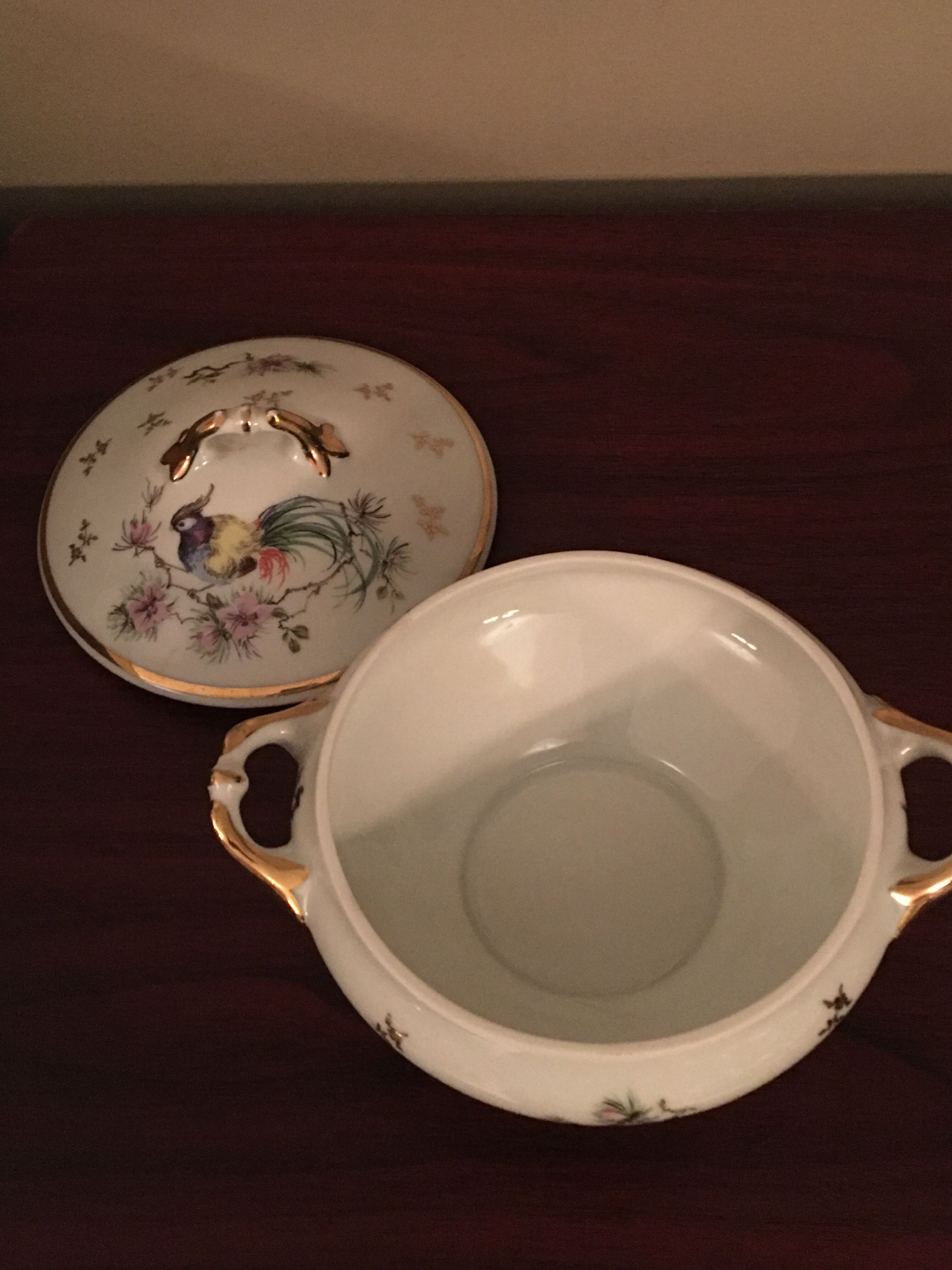 Ancient porcelain box