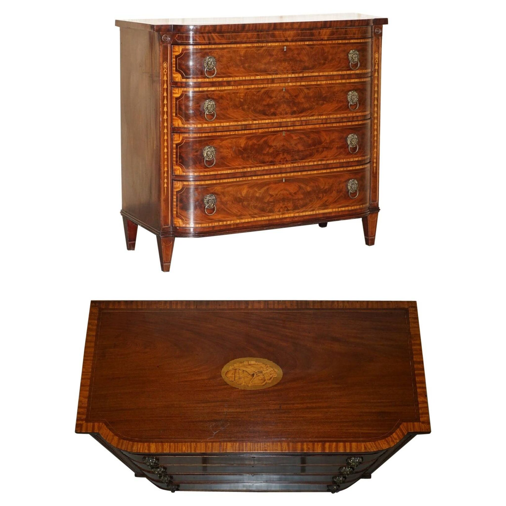Commode Sheraton avec poignées tête de lion, 1859