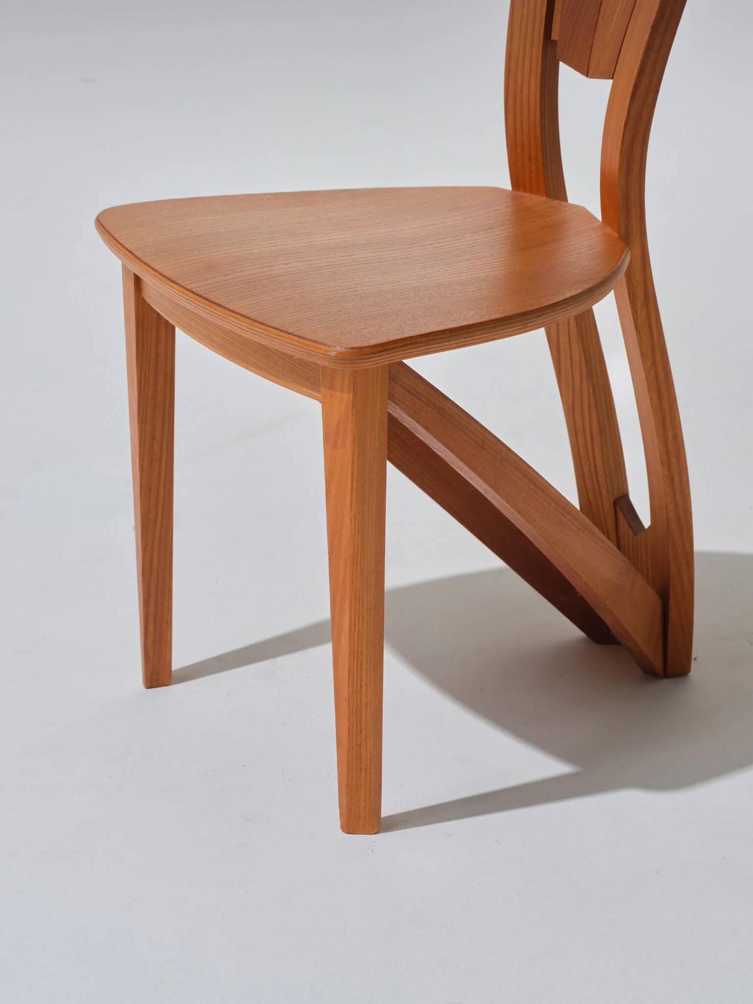 Set of 4 solid elm chairs, Maison Seltz, 1980s