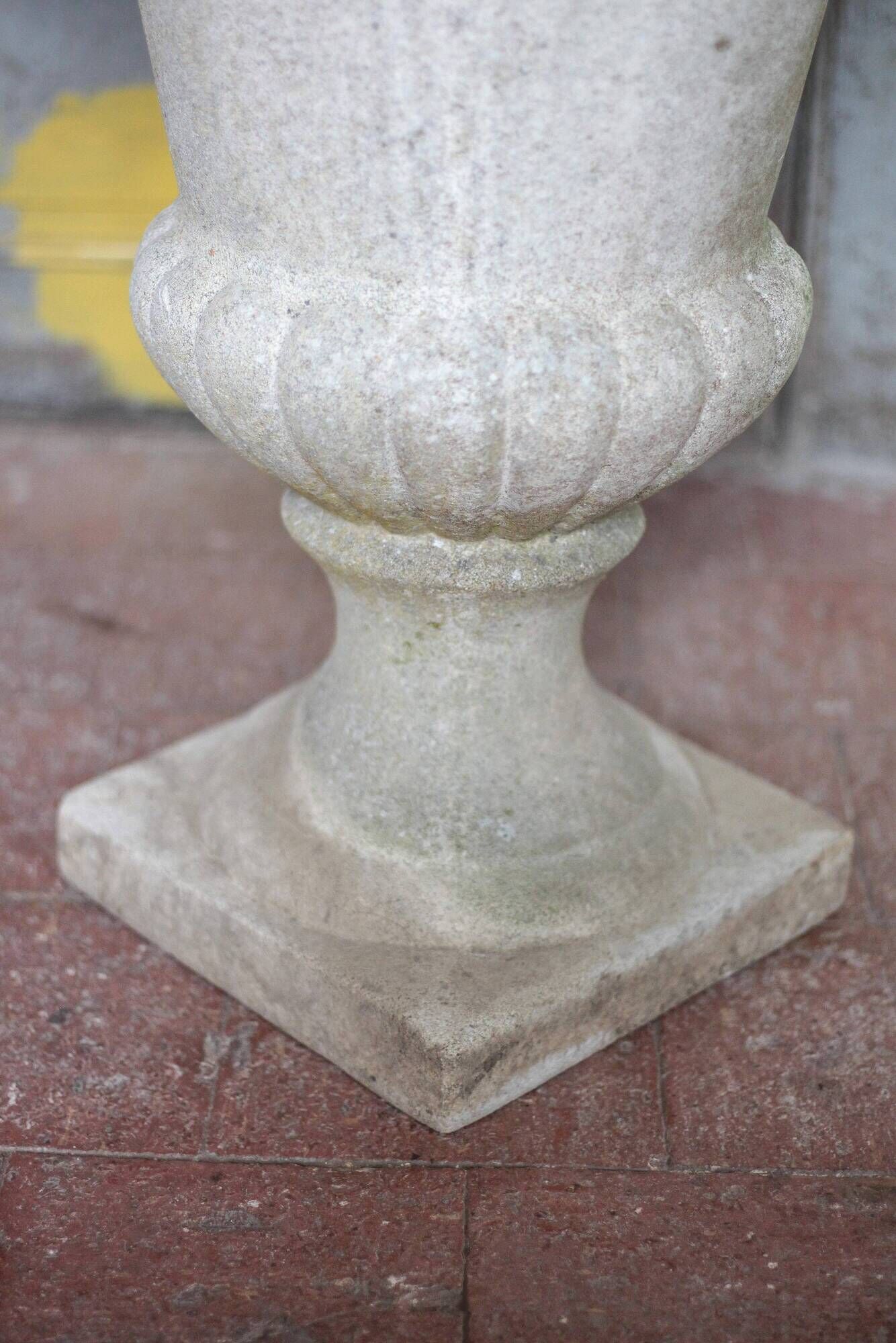 Medicis Grandon Fres planter, plant pot, outdoor pot, p pot