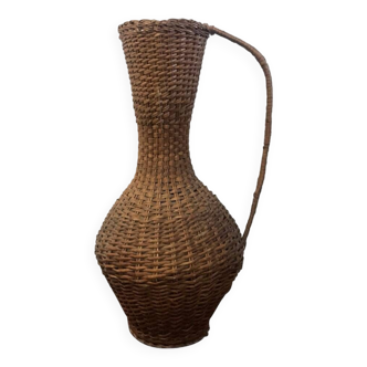 Wicker jar