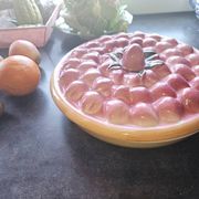 Vintage dessert plate in glazed ceramic with strawberry design, 1950s-1970s.