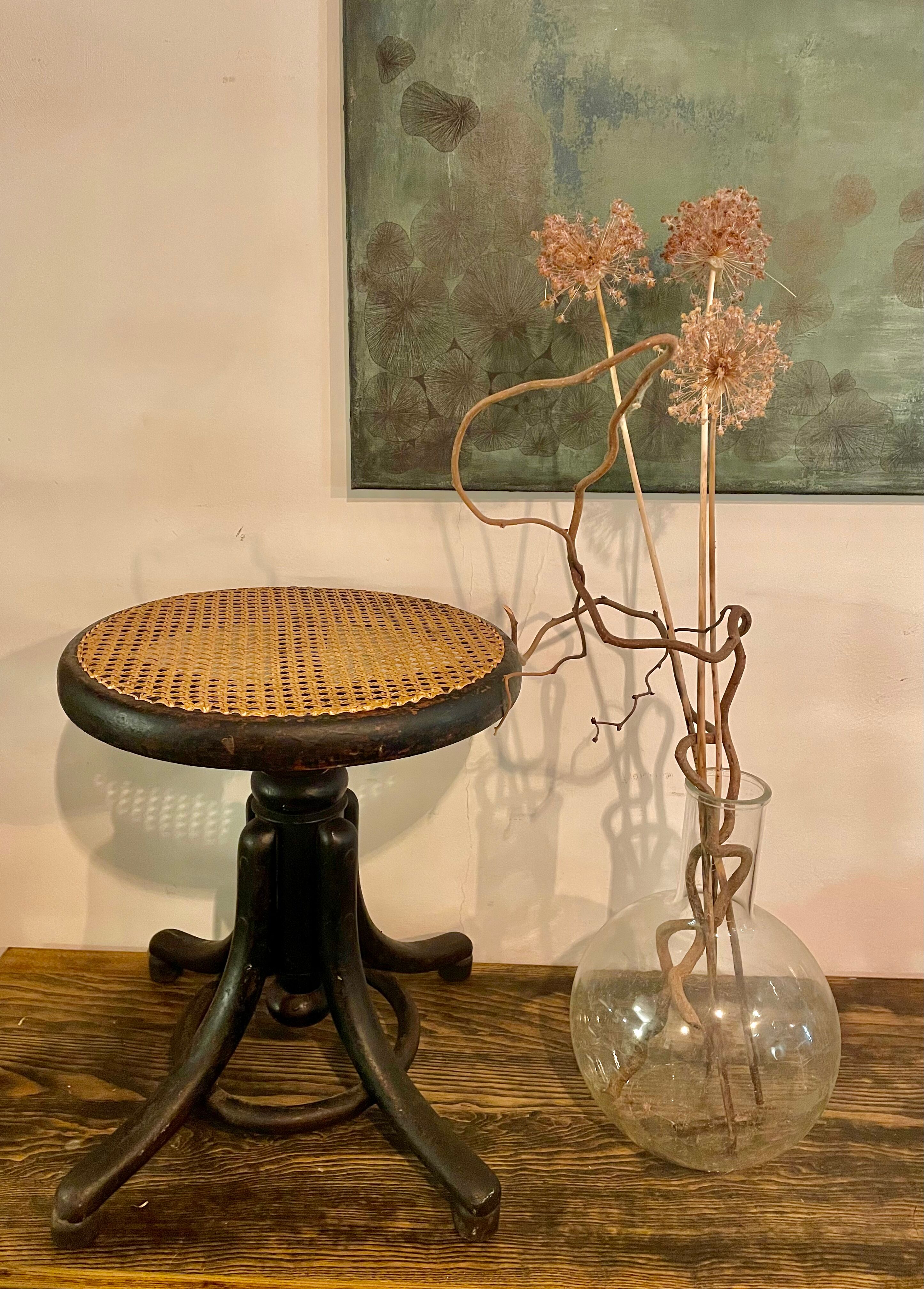 Thonet screw piano stool