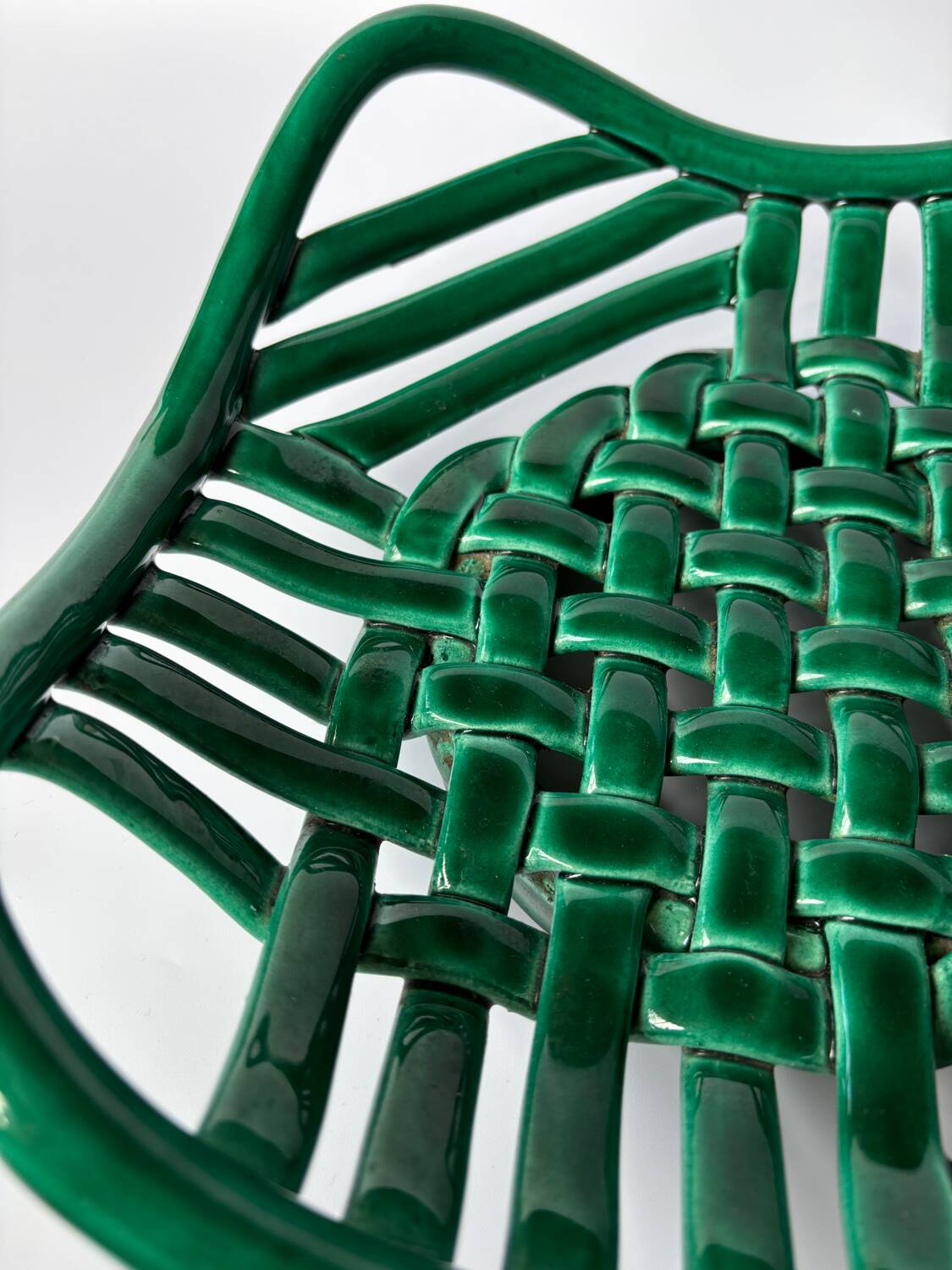 Green woven ceramic basket bowl