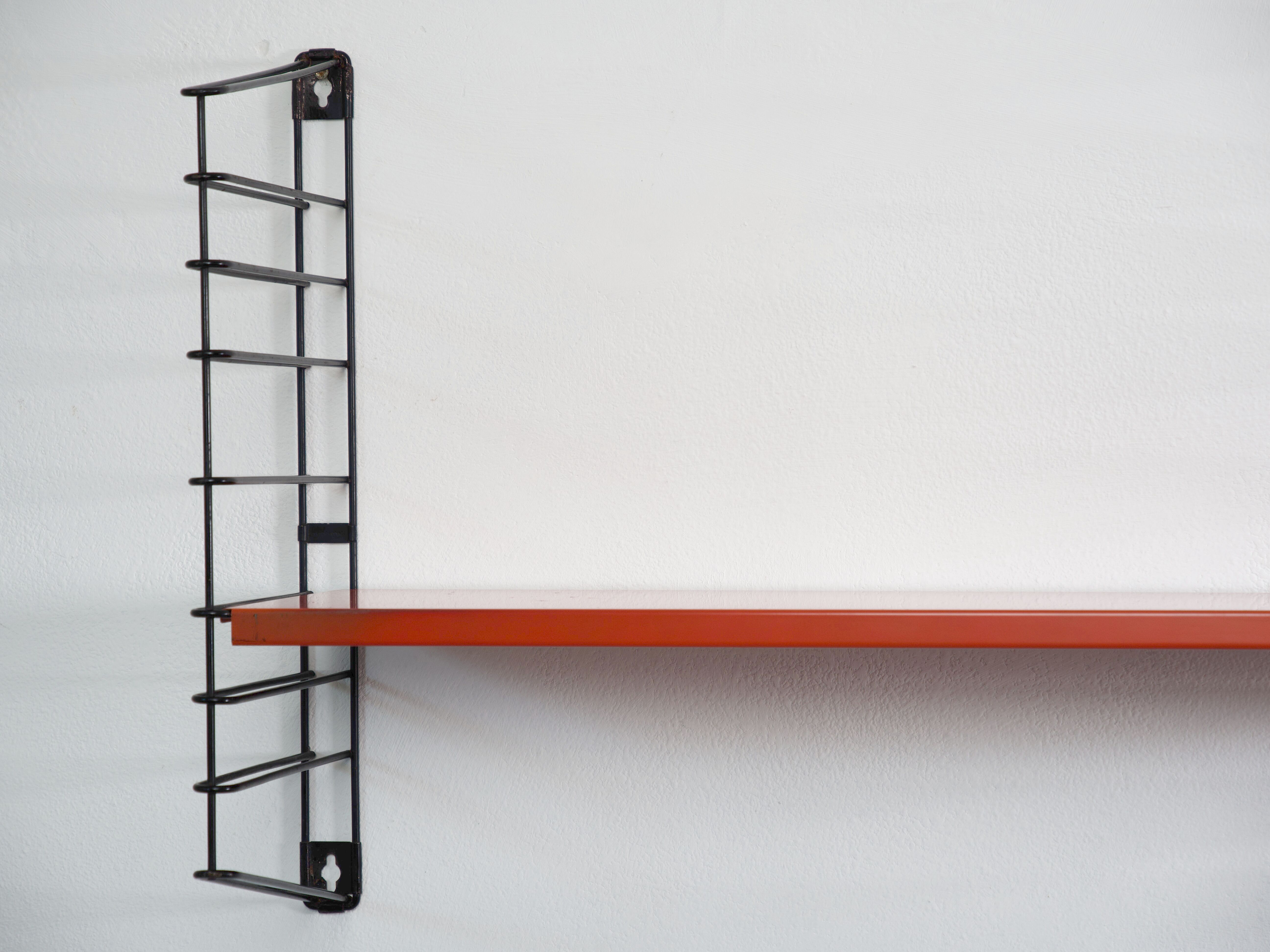 wall shelf tomado design holland 1960