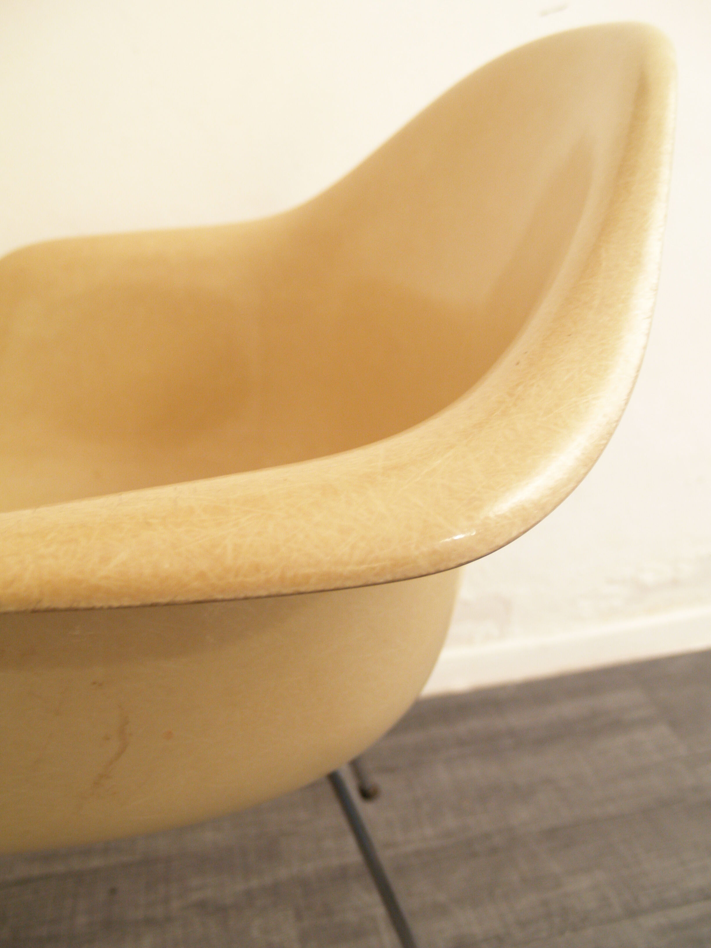 Eames Dax chair Vitra