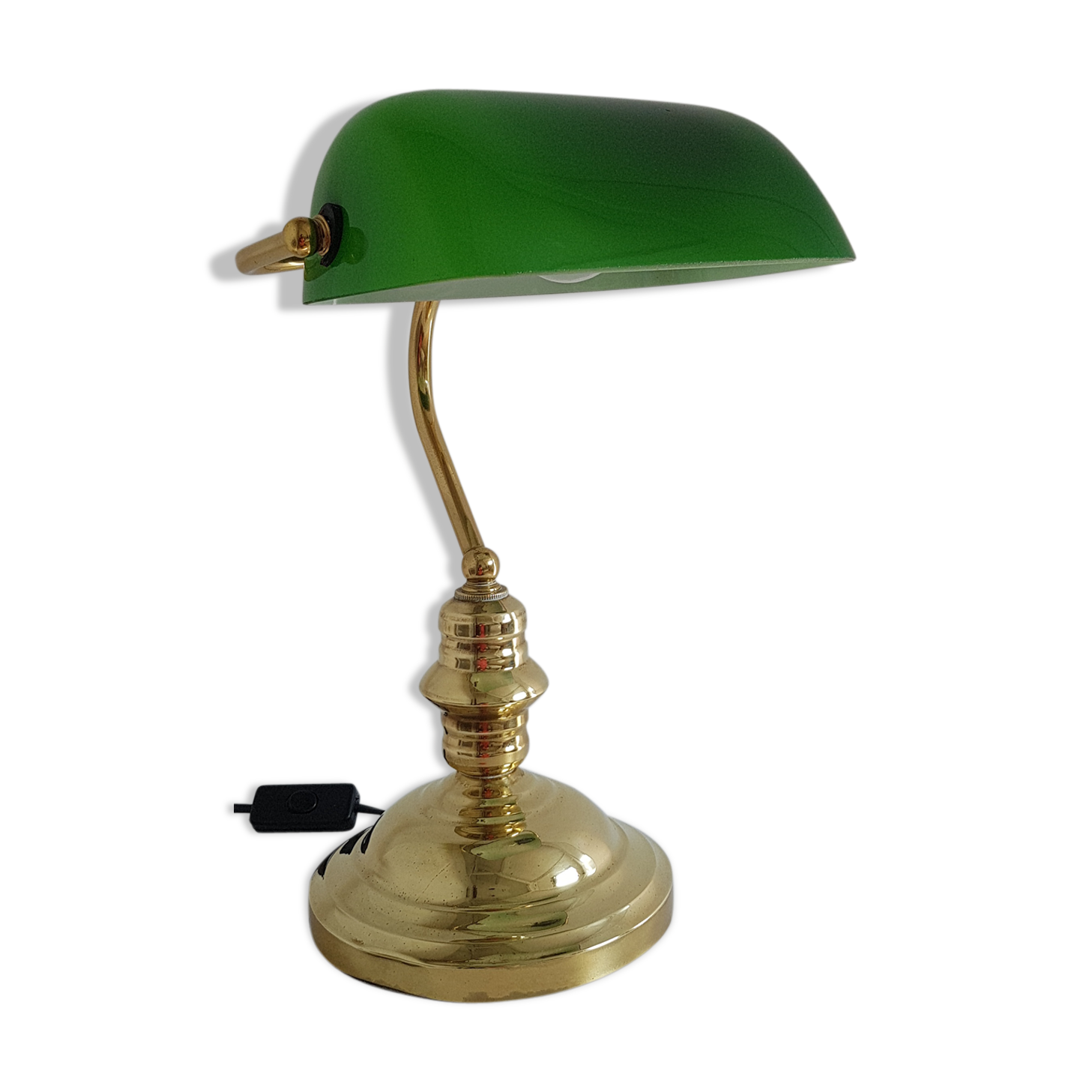 Green banker lamp