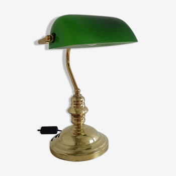 Green banker lamp