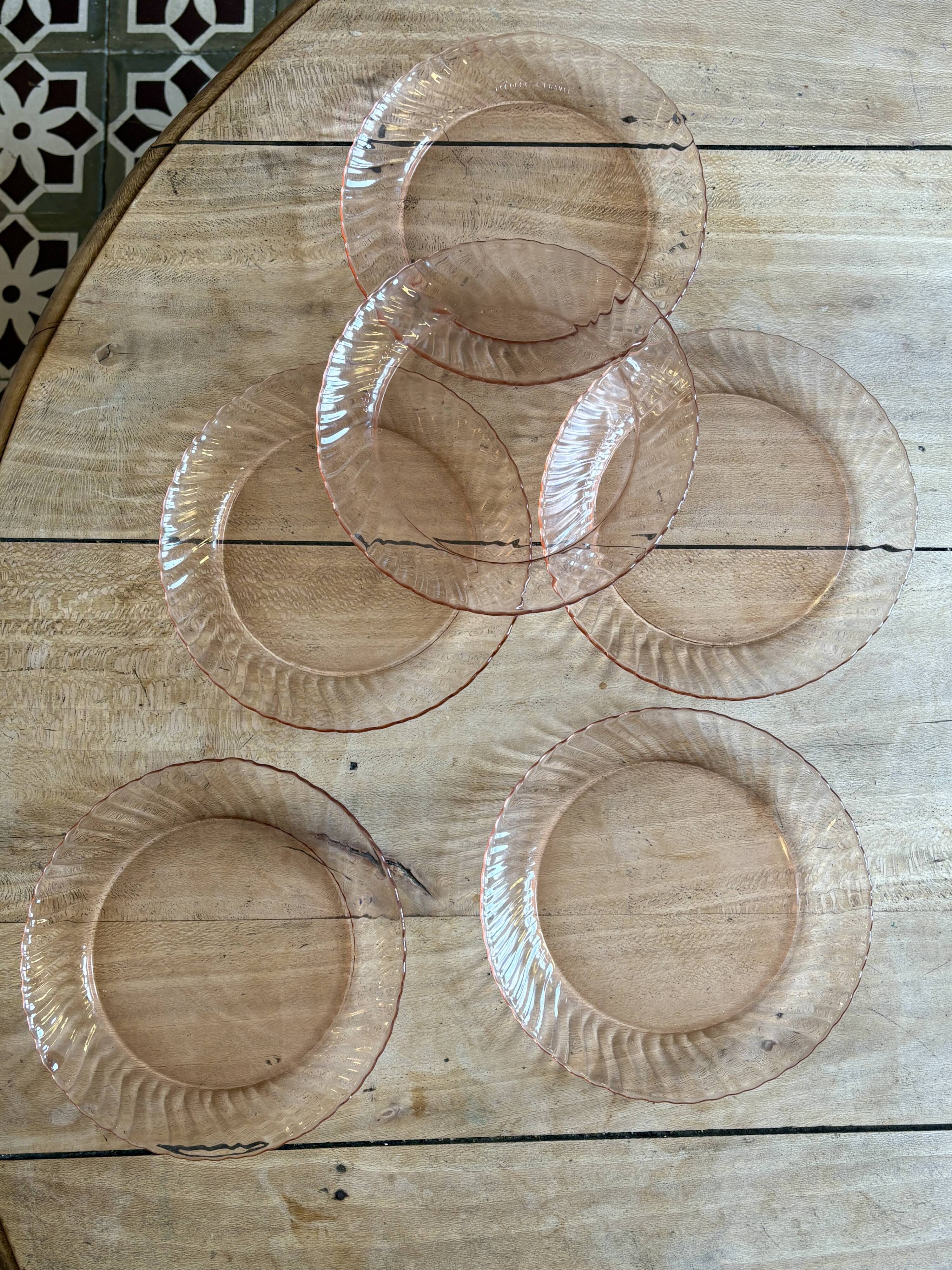 Set of 6 vintage Arcoroc rosaline dessert plates
