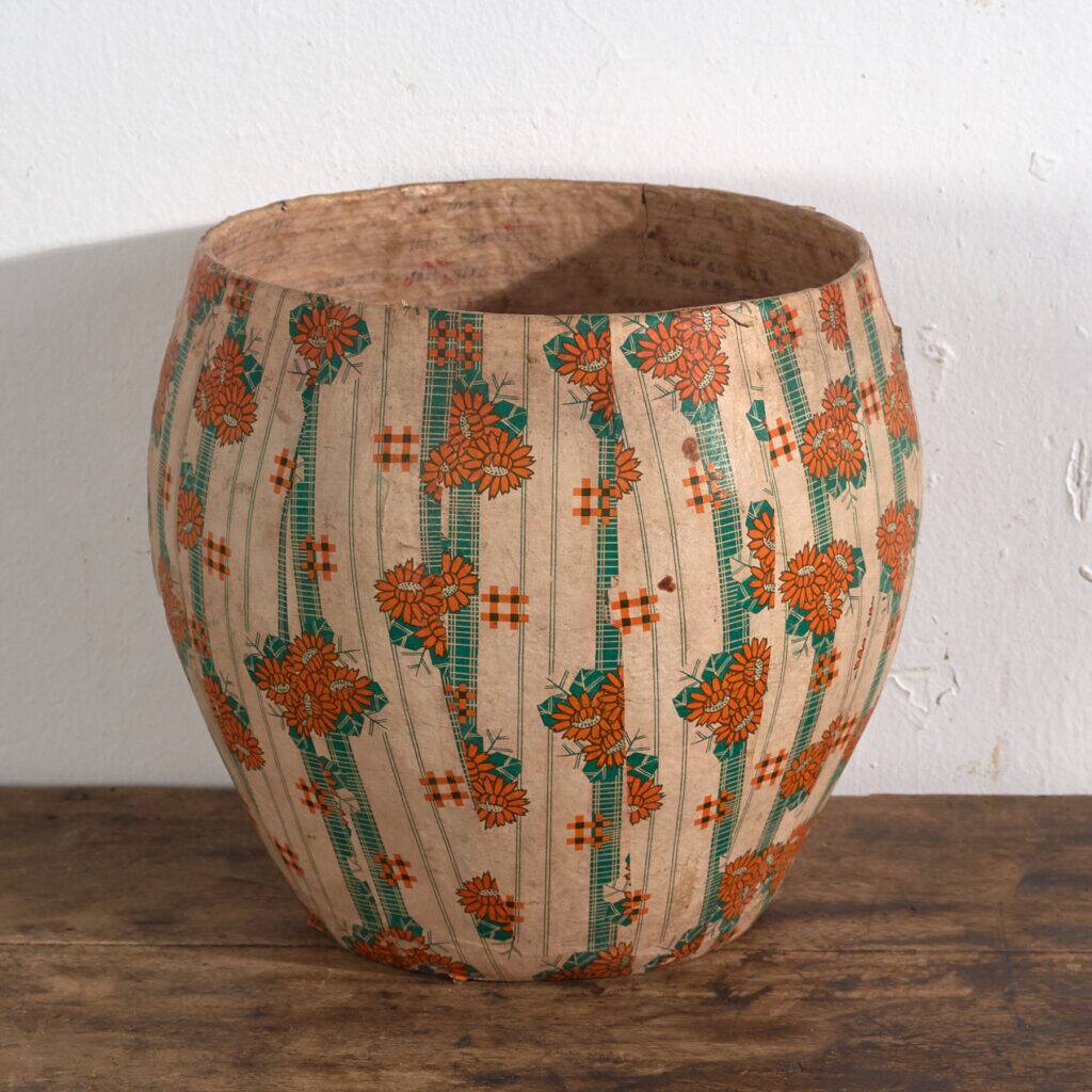 Antique Chinese papier-mâché basket with floral patterns – China, circa 1930
