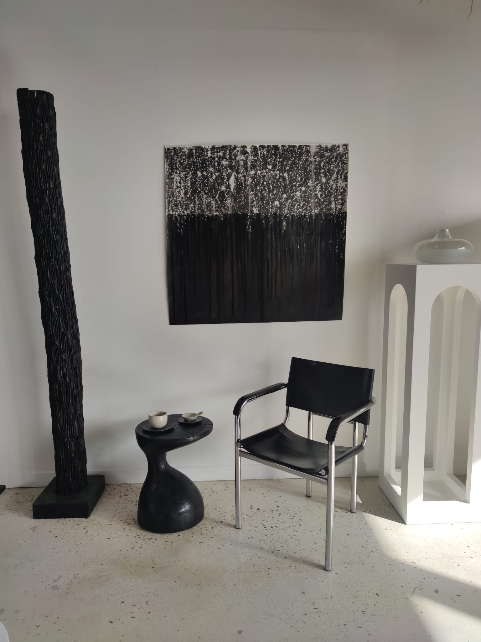 Sofa end in solid wood monoxyl organic shape black color