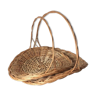 2 flat wicker baskets with handles