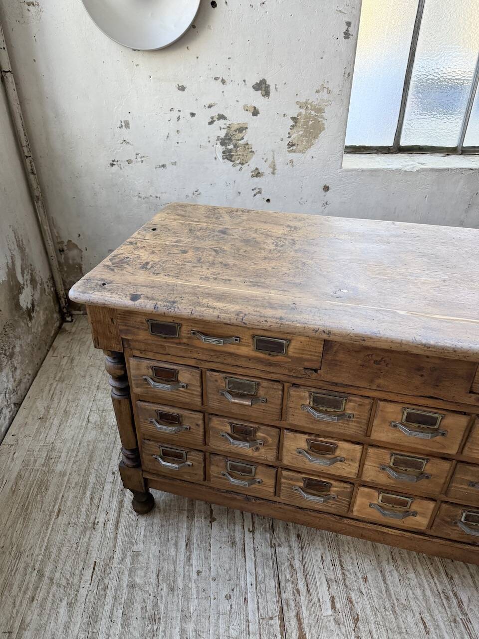 Comptoir, îlot central, meuble de métier multi-tiroirs