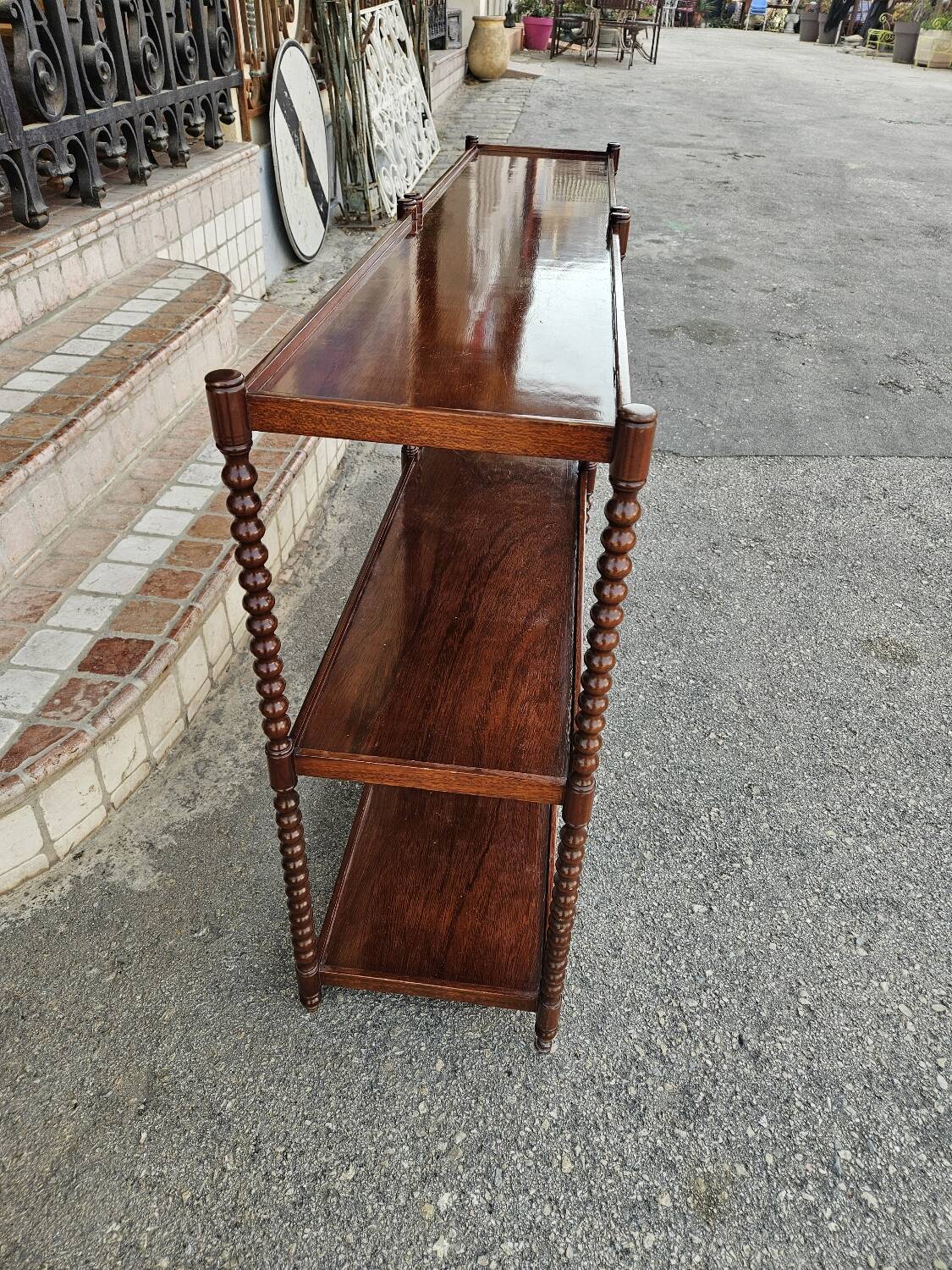 Large 20th century mahogany shelf