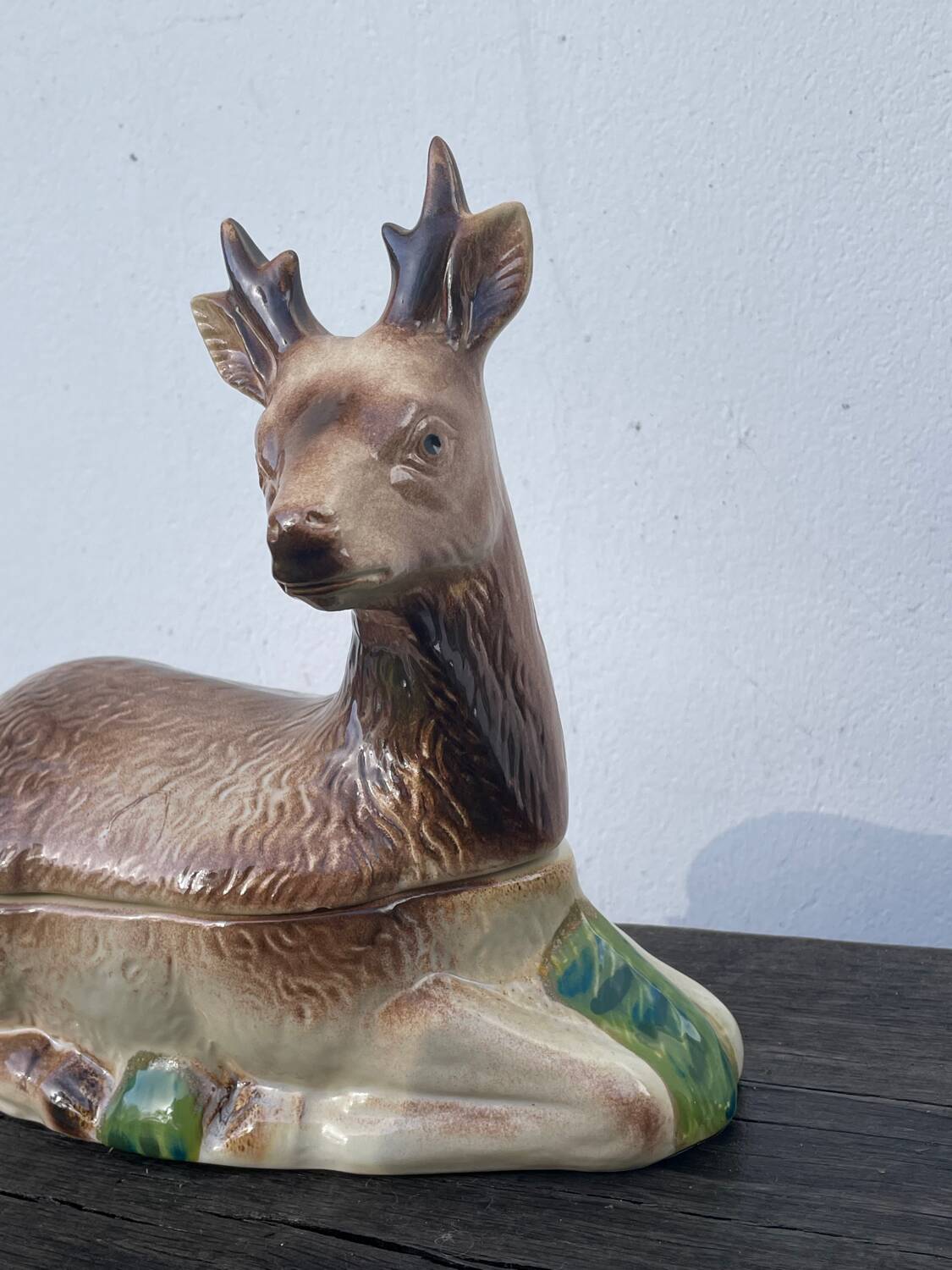 Deer ceramic box
