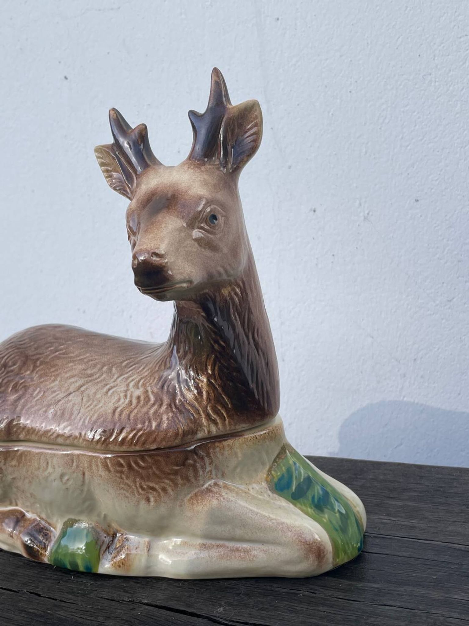 Cerf boîte céramique