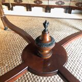 Important central pedestal table in mahogany, brass and bronze that can form a large dining table.