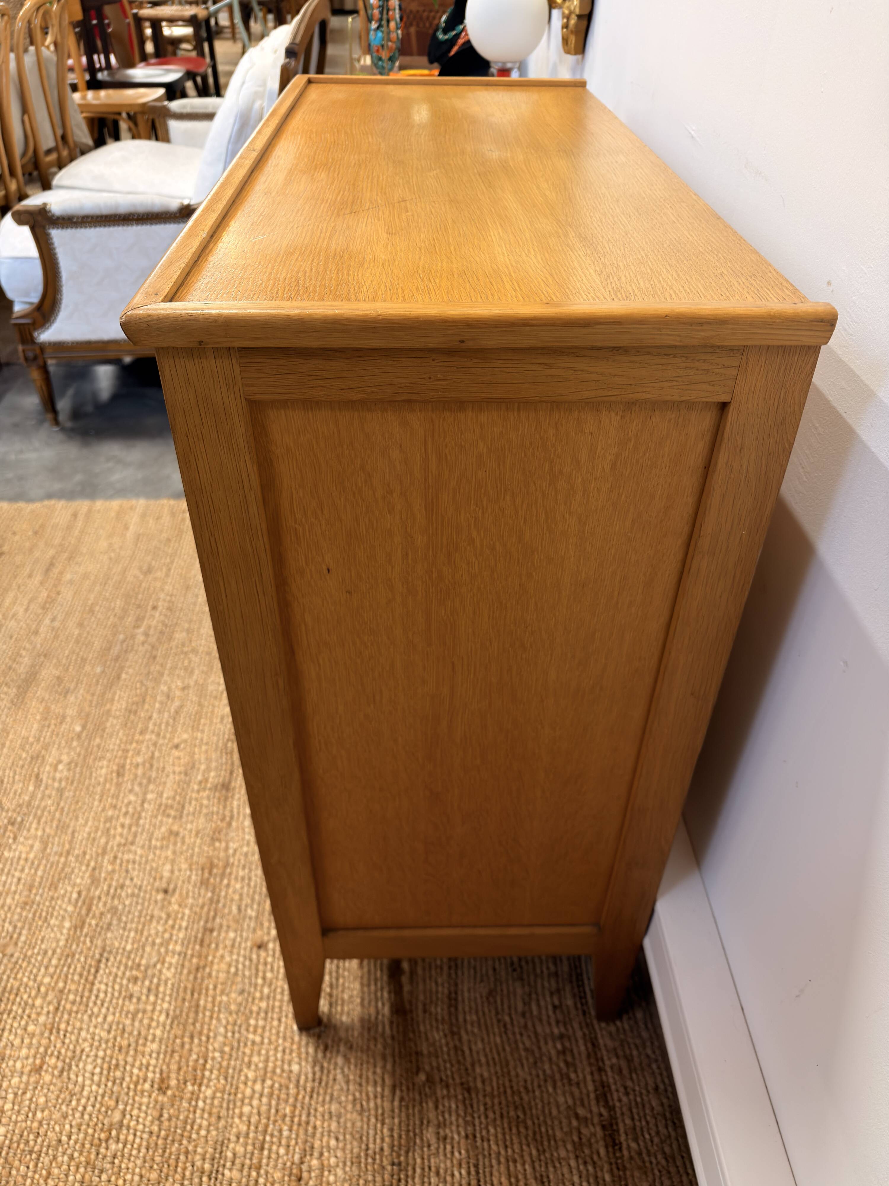 Commode pieds compas, années 50