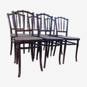 Suite of 6 Thonet bistro chairs