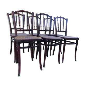 Suite de 6 chaises de bistrot Thonet