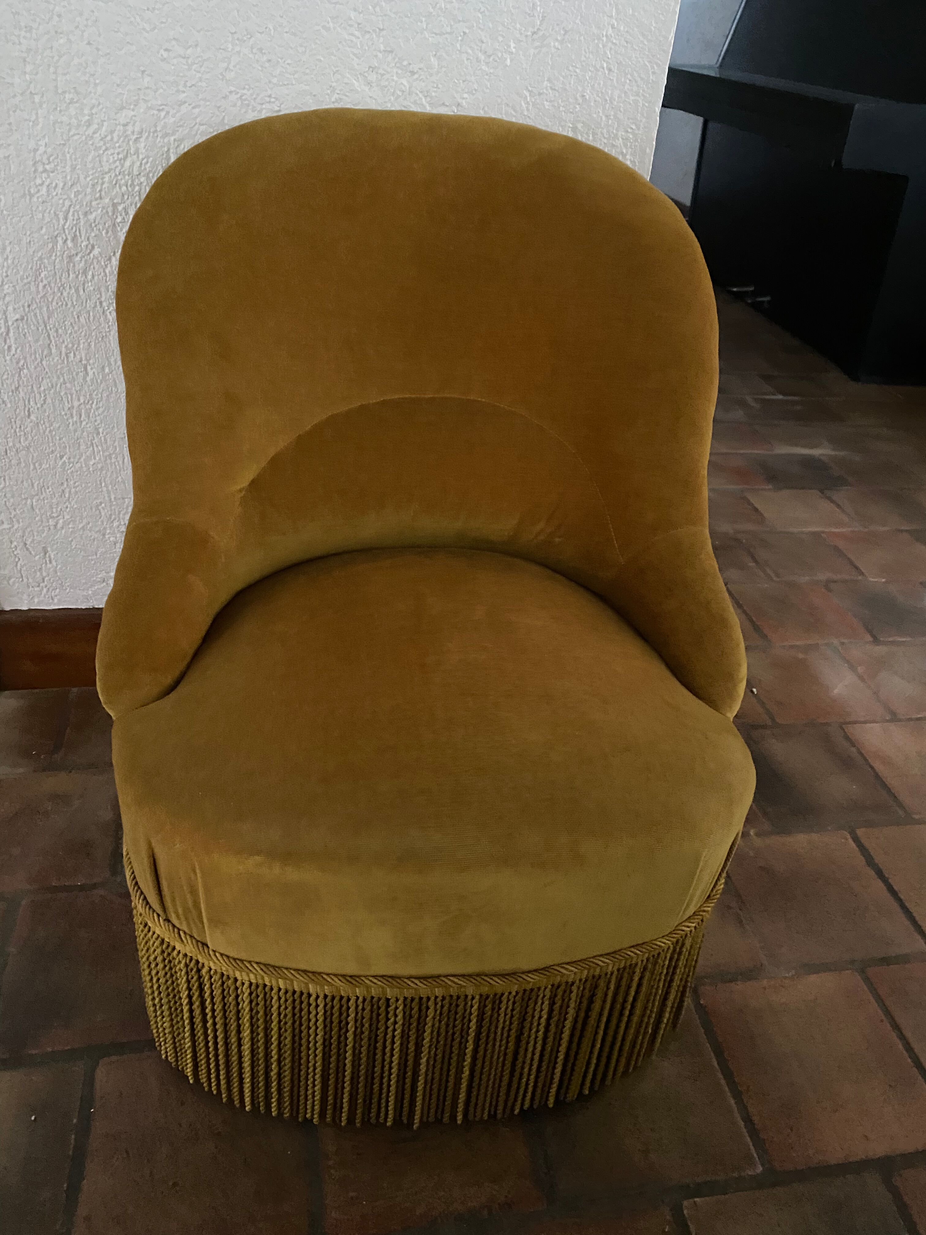 Toad armchair