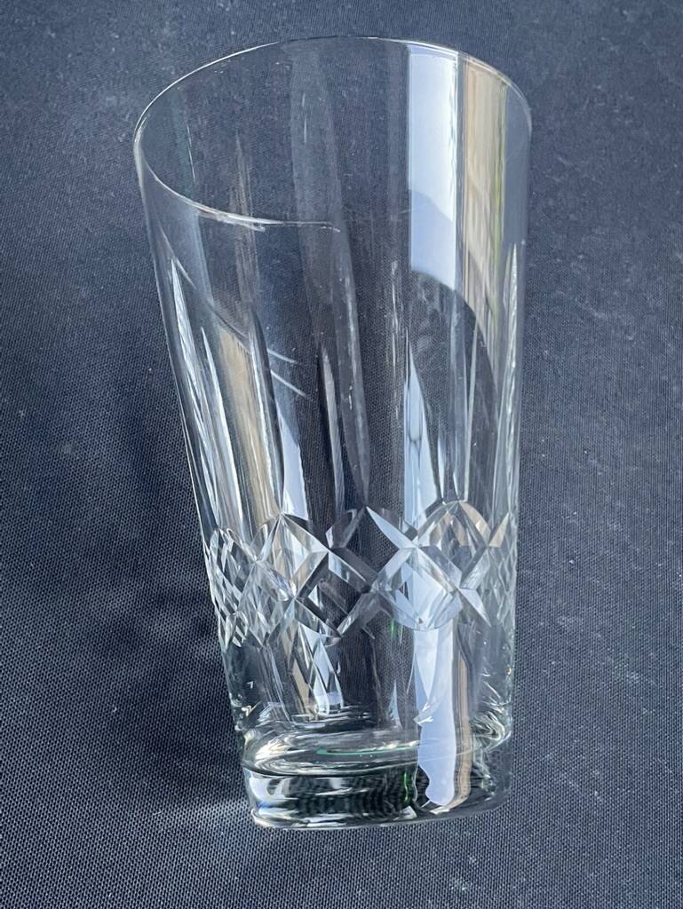 8 grands verres cristal taillé