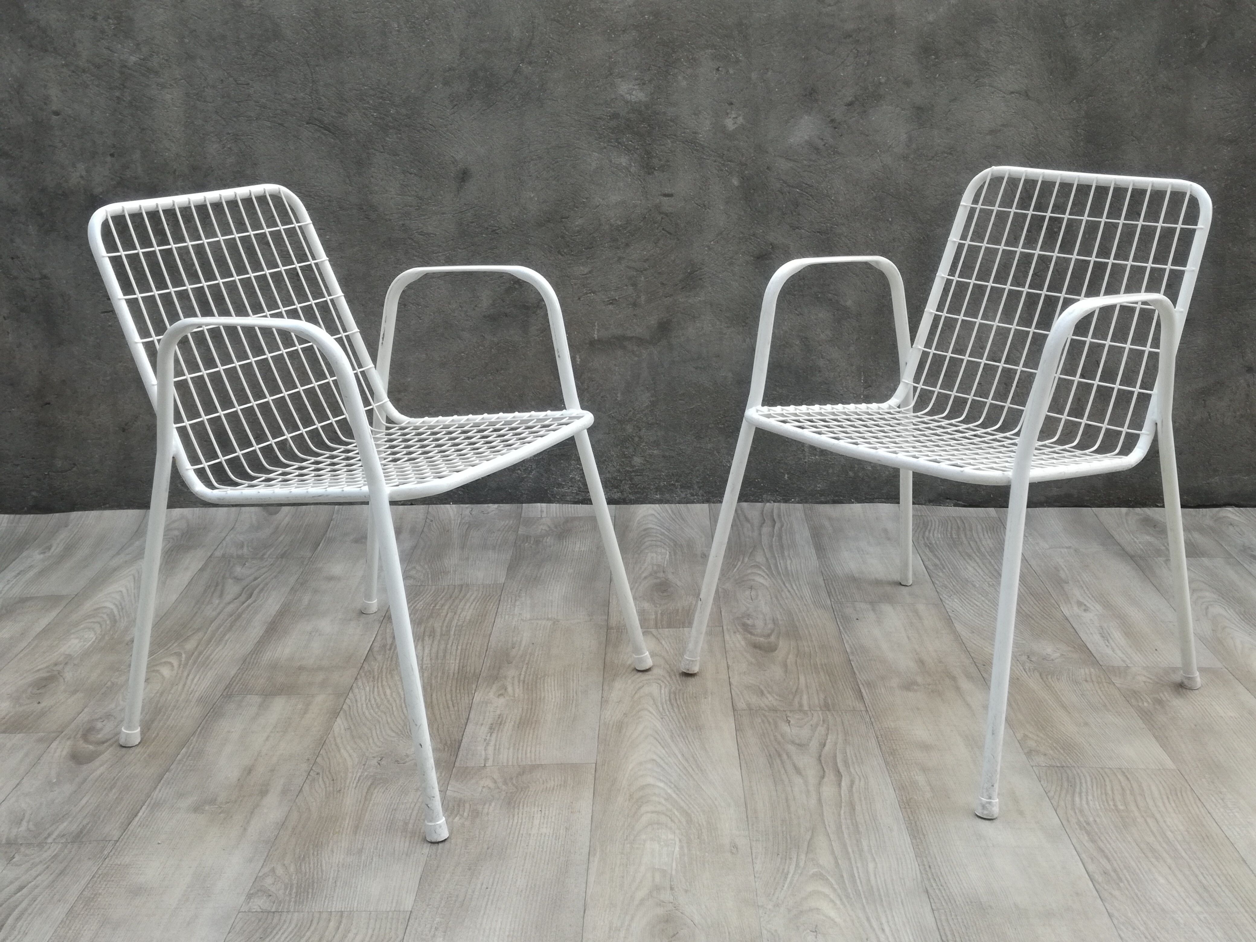 Paire de fauteuils vintages Emu rio