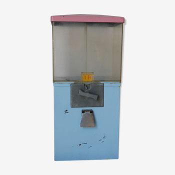 Former candy dispenser