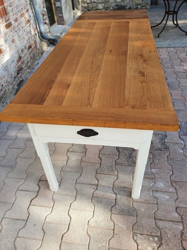 Farmhouse table