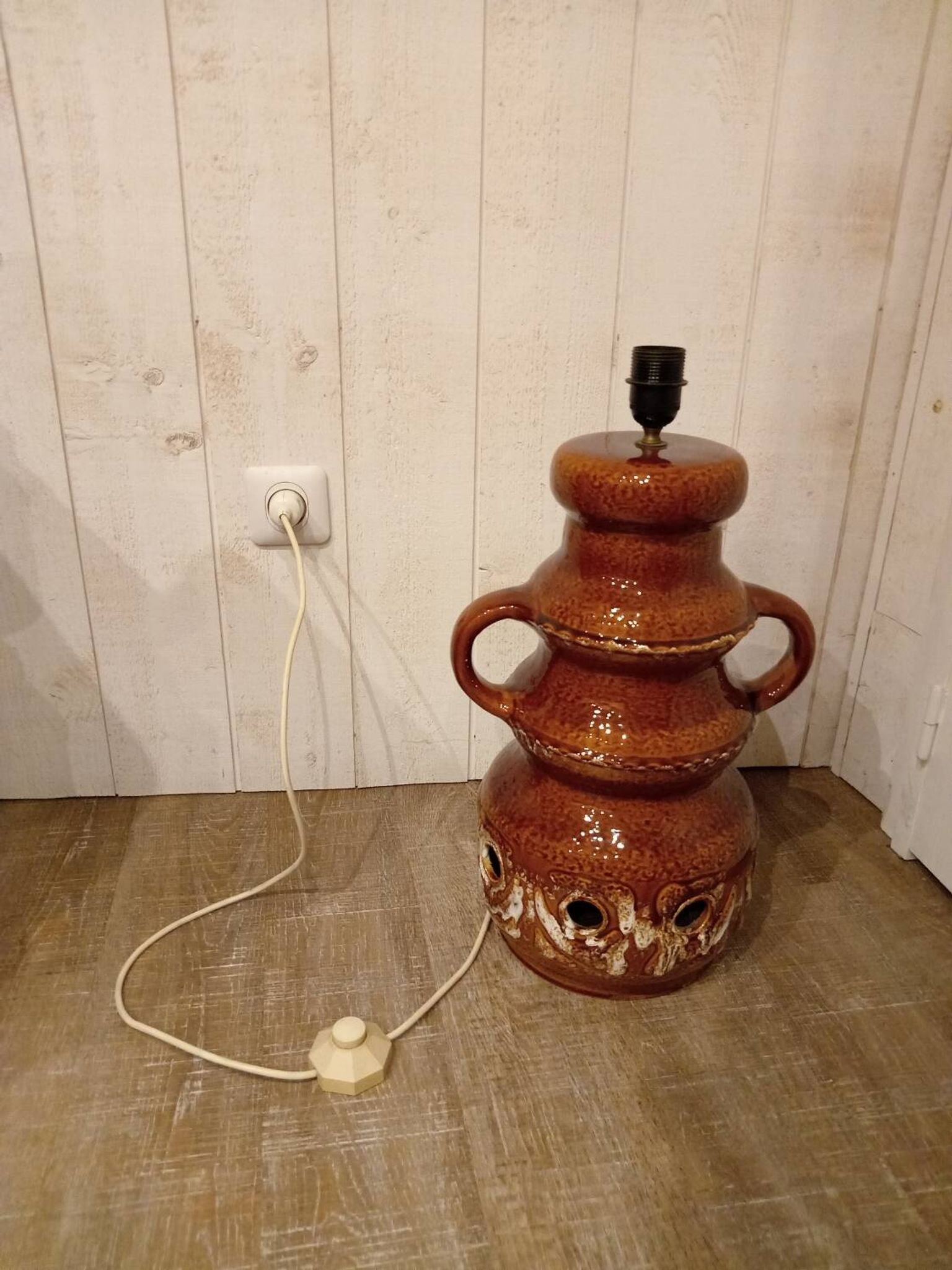 Lampe de sol années 7