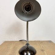Lampe de table vintage en bakélite marron à col de cygne, années 1950