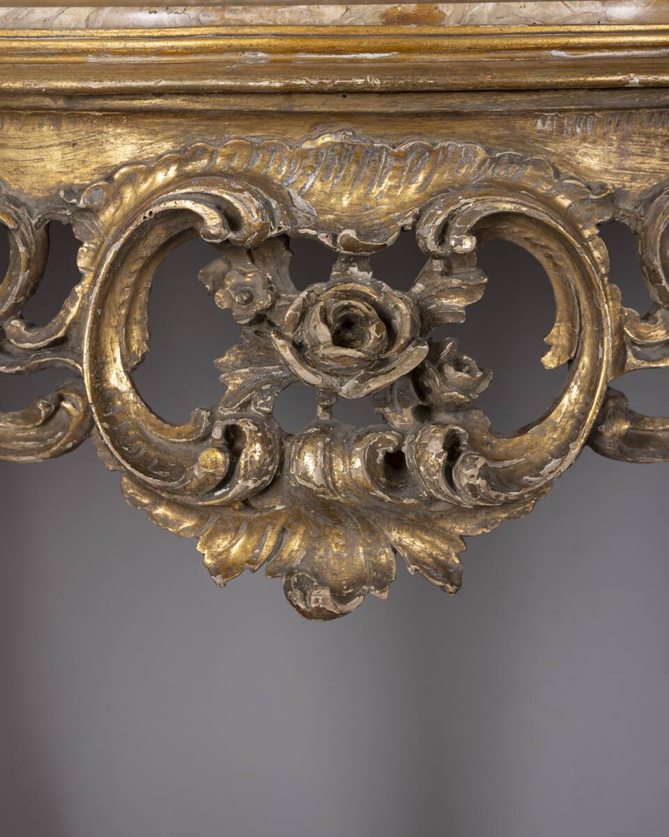 Antique classic console in wood decorated with mirror from the late 19th