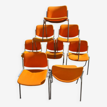 Dsc 106 fabric chair design Giancarlo Piretti, 1965