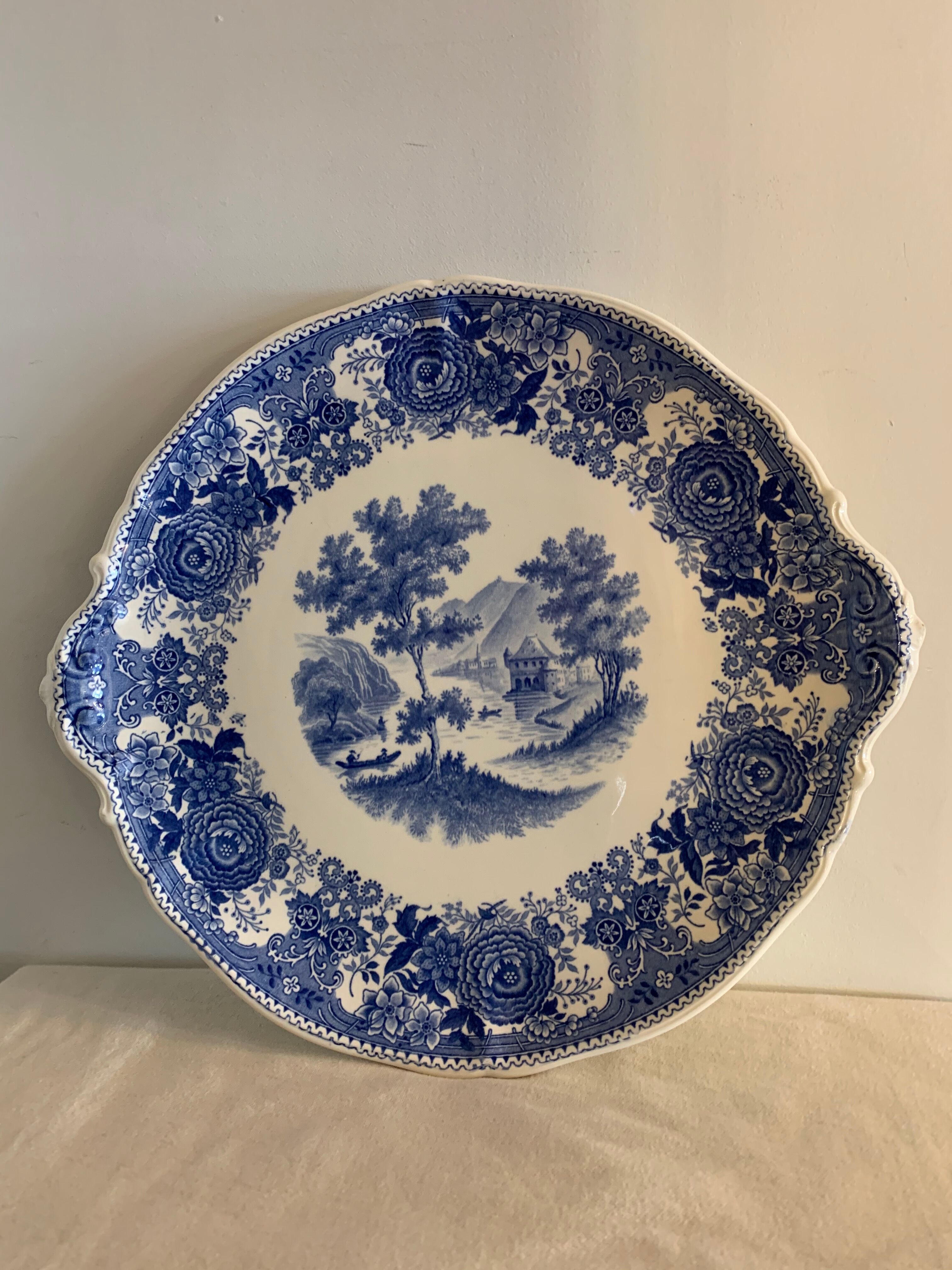 Service or dessert dish Villeroy and Boch model Burgenland