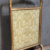 Antique Louis XV style fire screen, in carved and gilded wood, in need of restoration