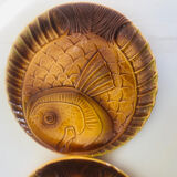 Lot de 2 plats en barbotine Sarreguemines décor poissons