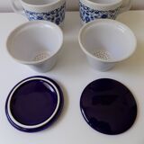 2 tea cups with infuser (herbal tea maker)