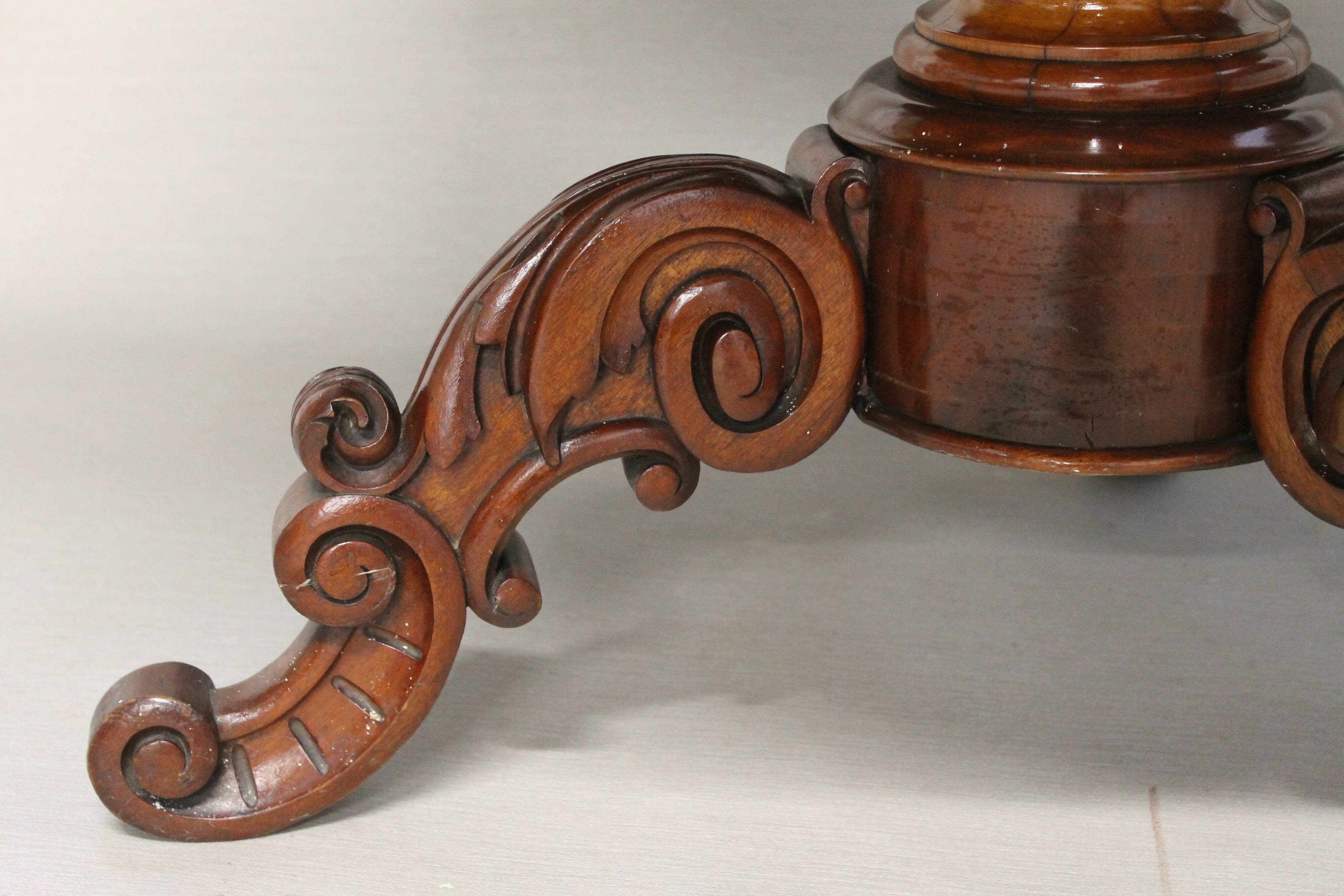 Louis-Philippe period mahogany healing