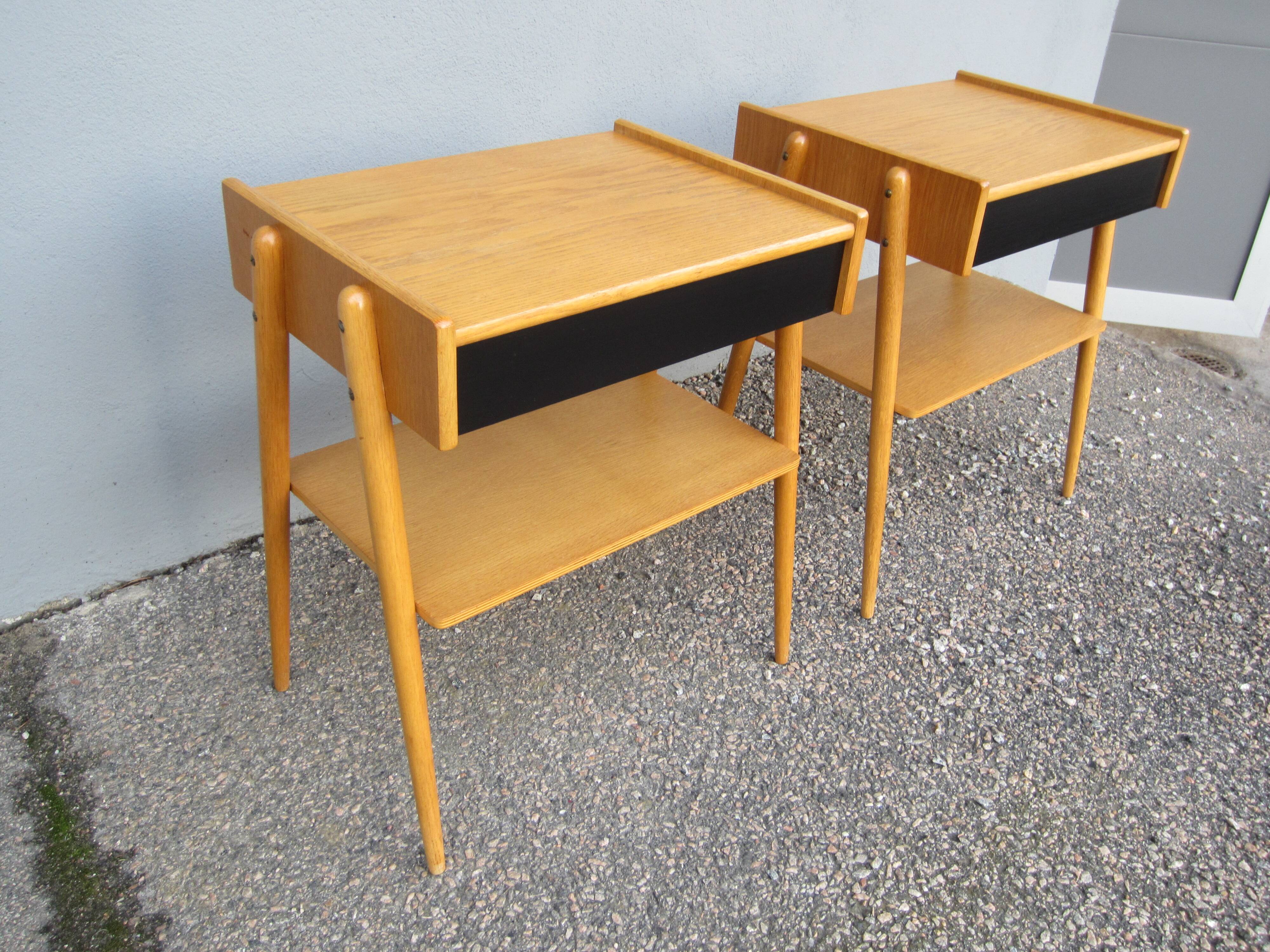 Pair of Scandinavian bedside tables by ab carlström & co möbelfabrik